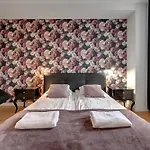 Апартаменти Elegant Victus In Close To The By Renters Сопот