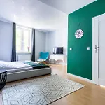 Elegant Victus In Close To The By Renters 公寓 索波特