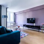 Elegant Victus In Close To The By Renters 索波特