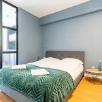 Elegant Victus In Close To The By Renters 公寓 索波特