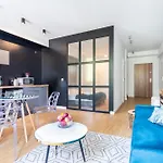 Elegant Victus In Close To The By Renters 公寓 索波特