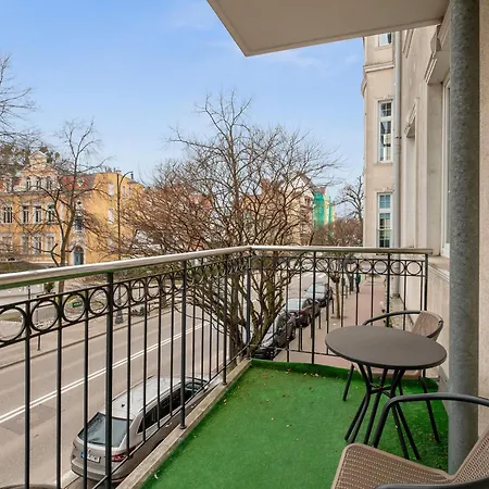 Апартаменти Elegant Victus In Close To The By Renters *