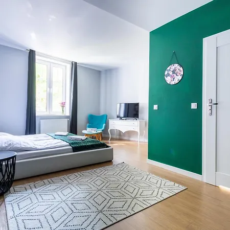 Elegant Victus In Close To The By Renters Lägenhet Sopot