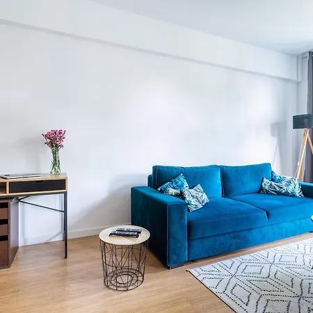 Elegant Victus In Close To The By Renters * Sopot